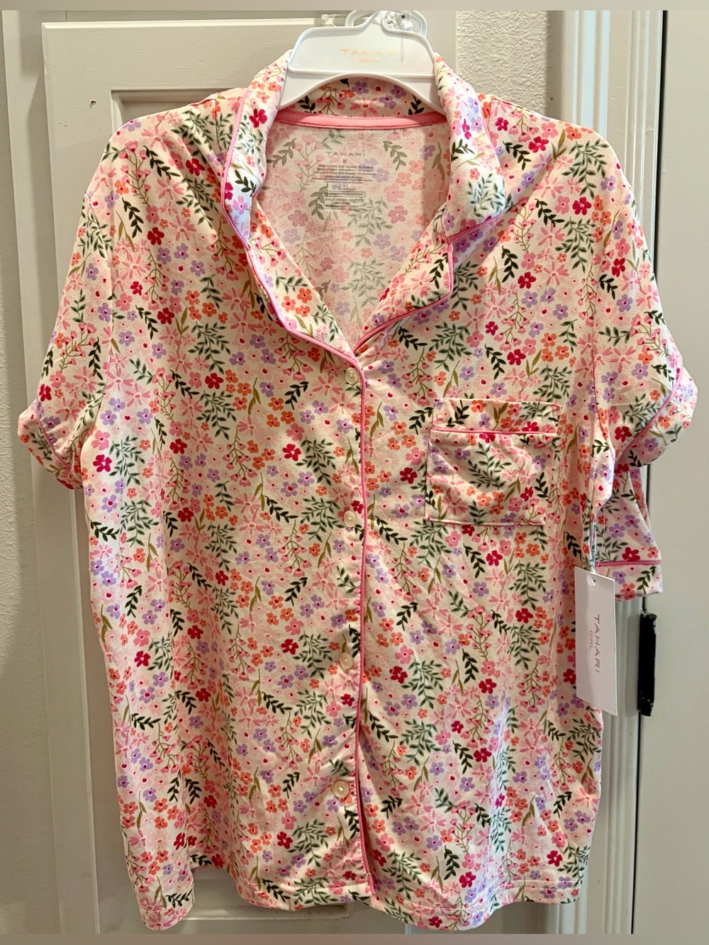 NWT TAHARI Pink Floral Short-Sleeve Button-Down Pajama Set🎀